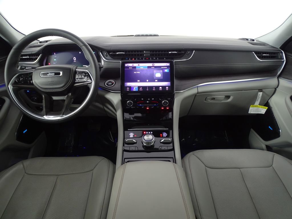 Used 2022 Jeep Grand Cherokee Overland image 33