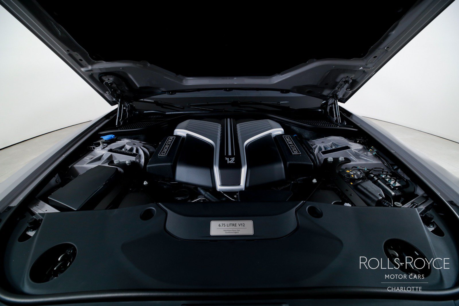 New 2027 Rolls-Royce Ghost AWD/4WD image 33