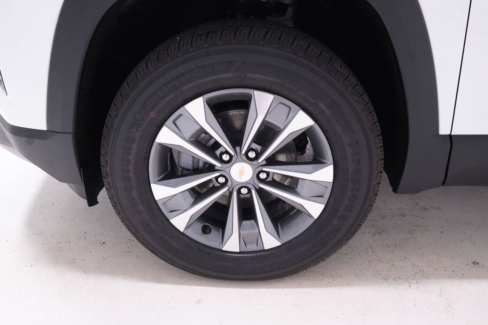 New 2027 Chevrolet Equinox LT FWD image 35