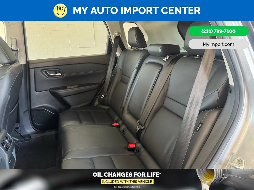Used 2023 Nissan Rogue SL AWD/4WD image 27