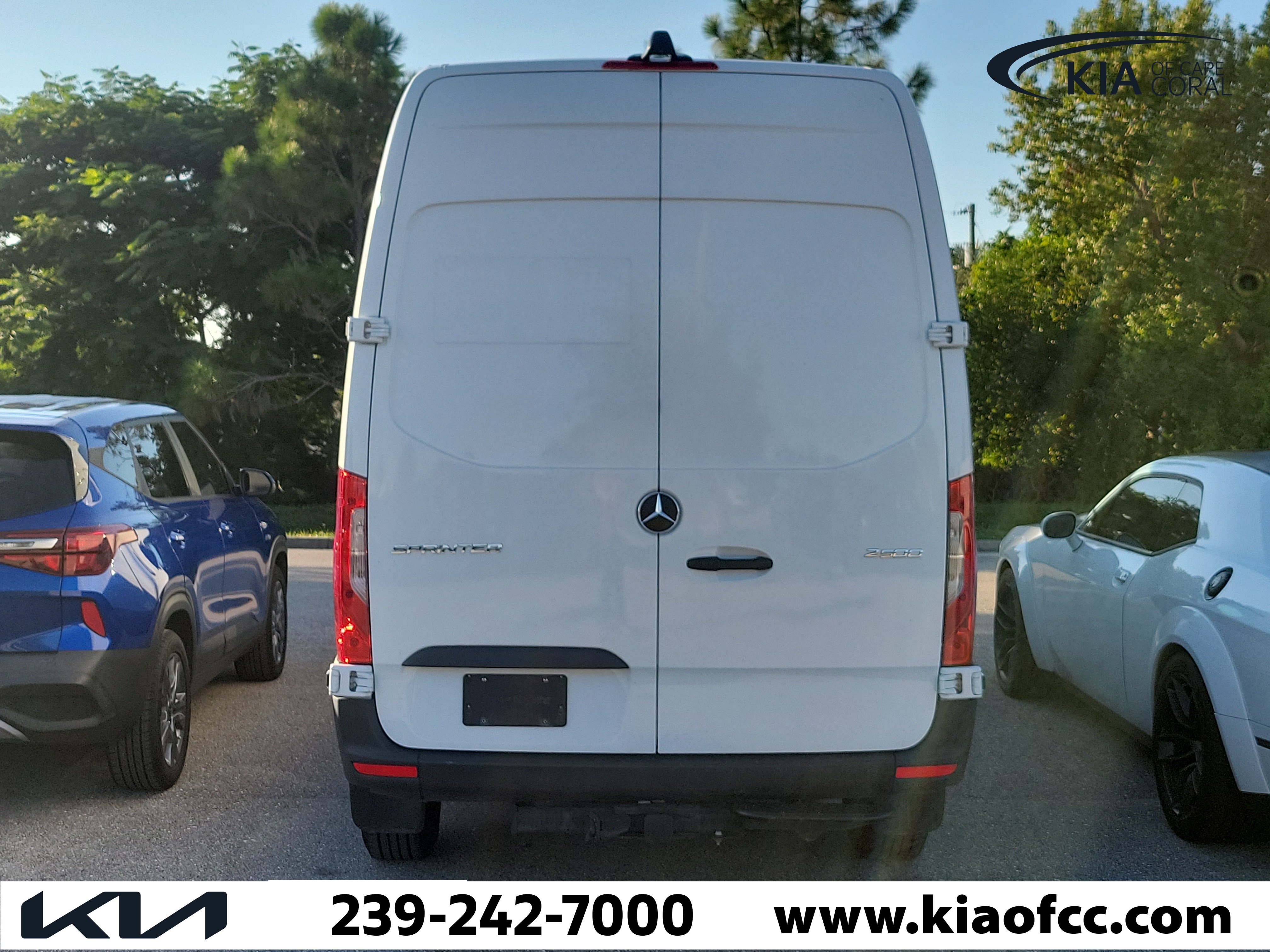 Used 2025 Mercedes-Benz Sprinter 2500 image 5