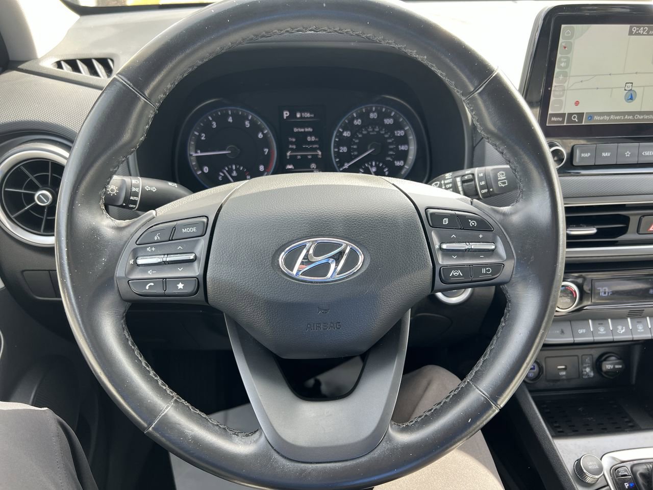 Used 2023 Hyundai Kona SEL w/ Convenience Package AWD/4WD image 18