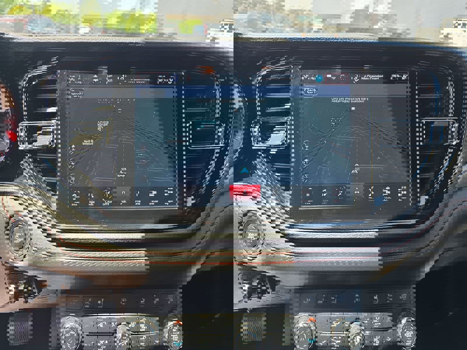 Used 2024 Dodge Durango GT image 25