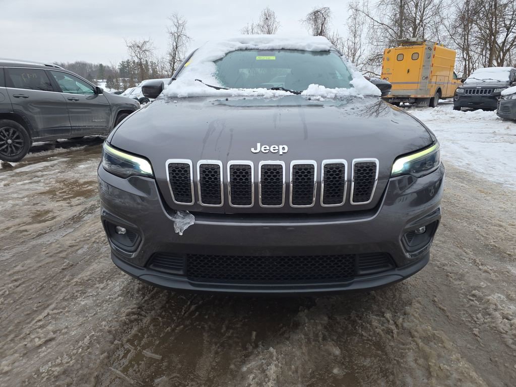 Used 2019 Jeep Cherokee Latitude Plus w/ Cold Weather Group image 10