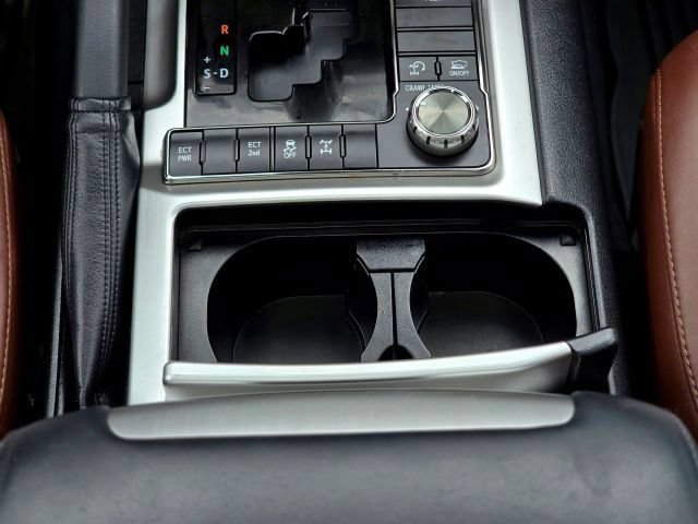 Used 2018 Toyota Land Cruiser w/ Carpet Mat Package AWD/4WD image 22