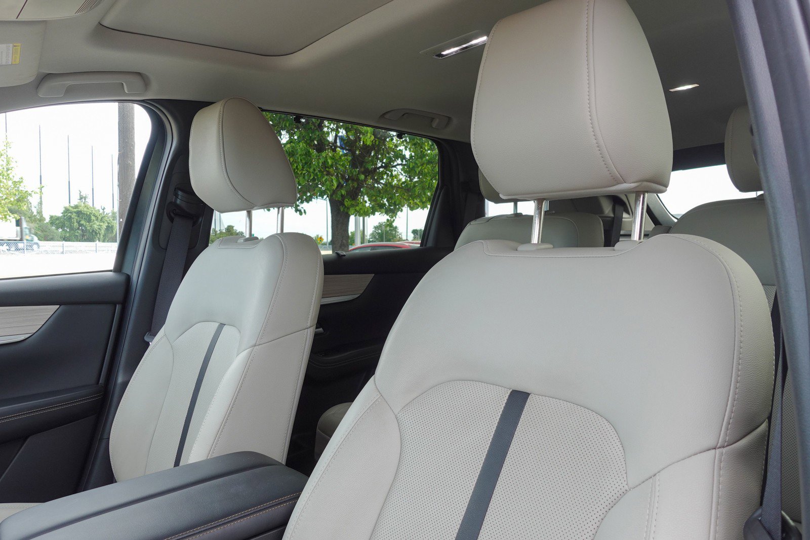 Used 2024 MAZDA CX-90 Plug-In Hybrid w/ Preferred image 10