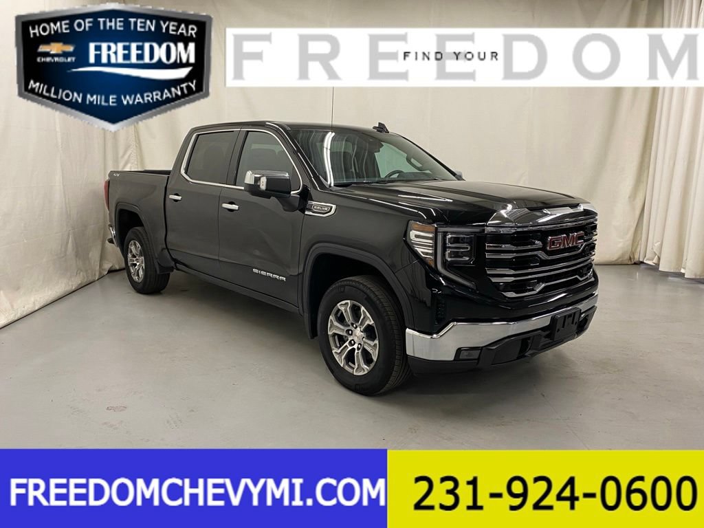 Used 2025 GMC Sierra 1500 SLT AWD/4WD image 1