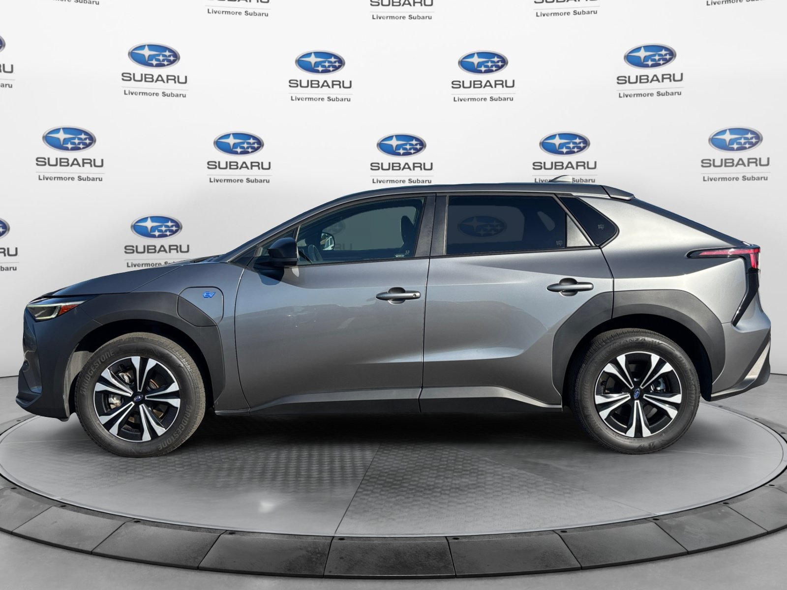 Used 2023 Subaru Solterra AWD image 3