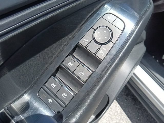 Used 2024 Nissan Rogue S AWD/4WD image 12