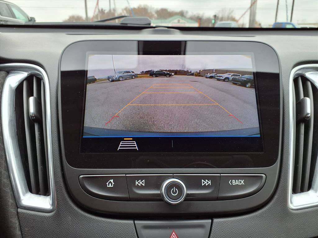 Used 2019 Chevrolet Malibu LT w/ Driver Confidence Package image 15