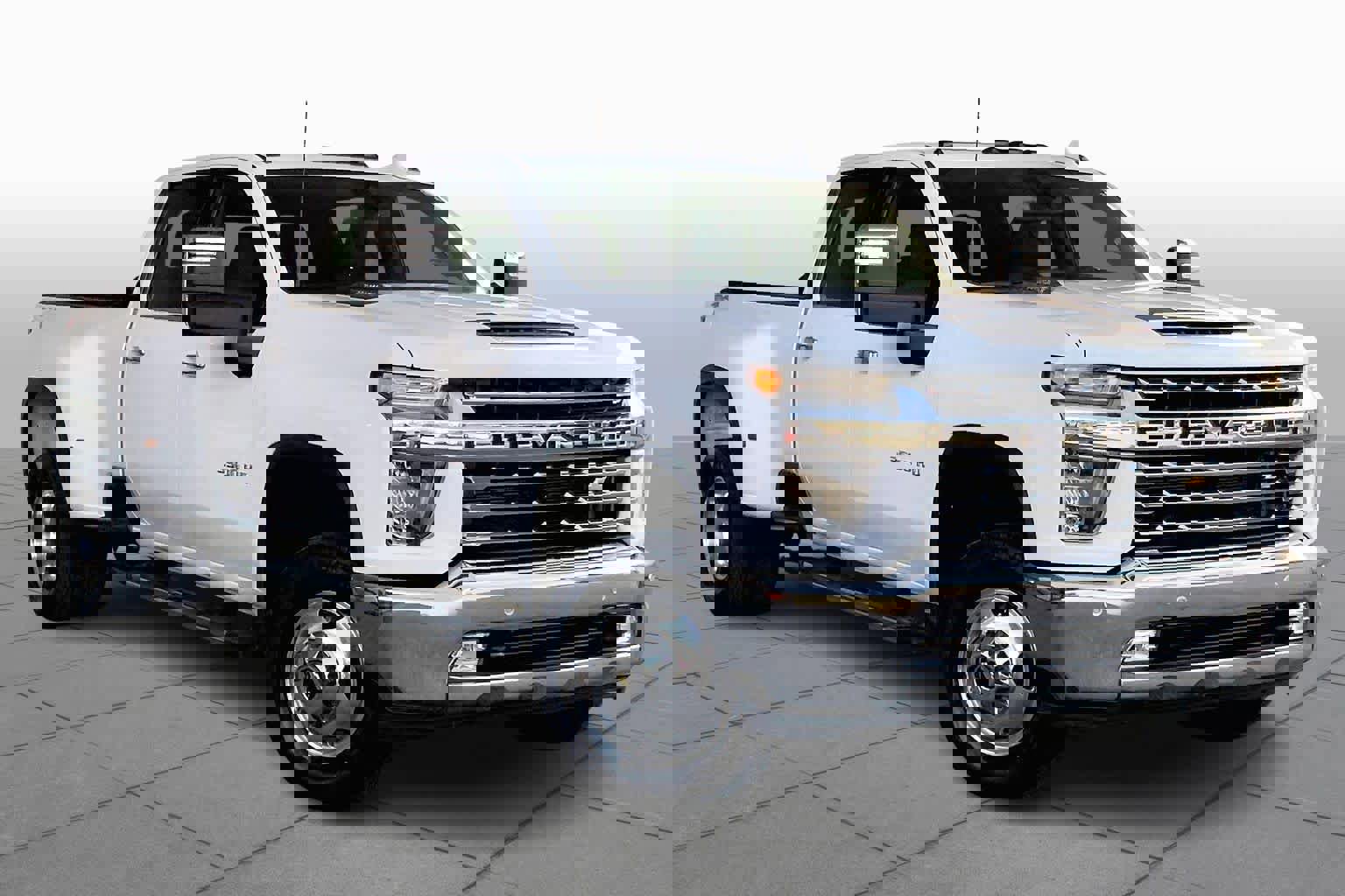 Used 2022 Chevrolet Silverado 3500 LTZ w/ LTZ Plus Package image 3