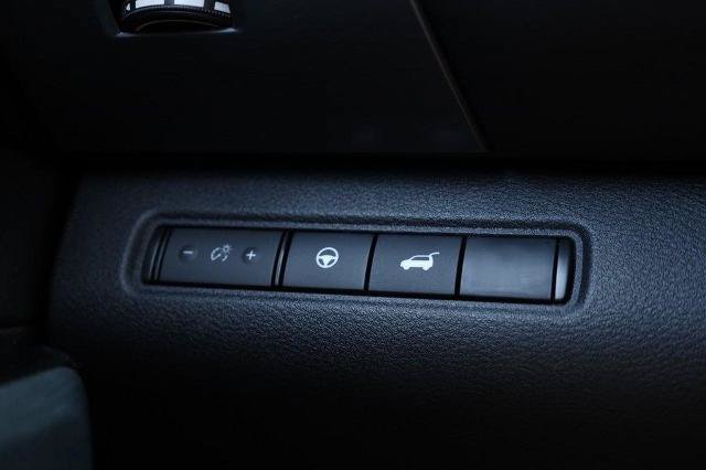 Certified 2025 Nissan Pathfinder SL w/ SL Premium Package AWD/4WD image 23
