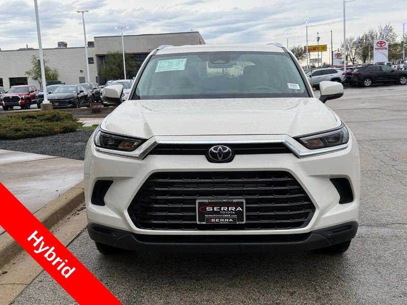 Used 2024 Toyota Grand Highlander XLE image 8