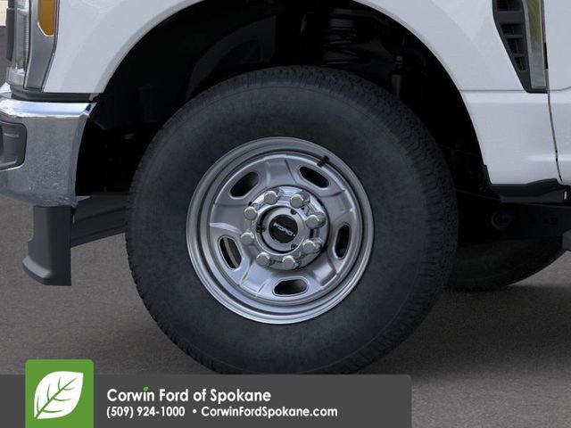 New 2026 Ford F250 XL w/ XL Chrome Package image 19