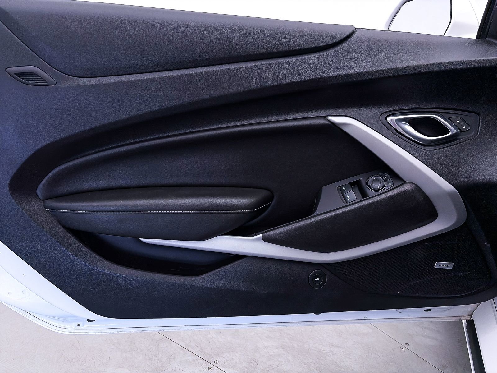 Used 2020 Chevrolet Camaro LT w/ RS Package image 15