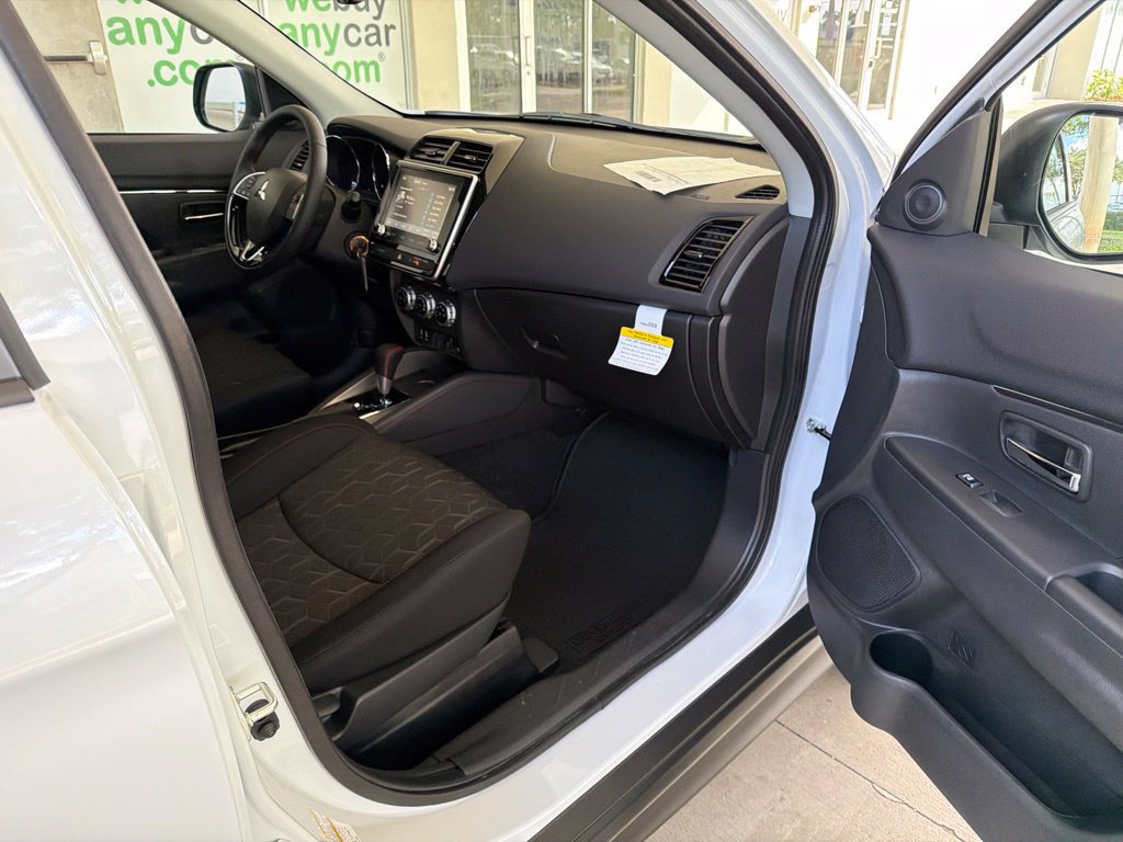 New 2027 Mitsubishi Outlander Sport LE FWD image 24