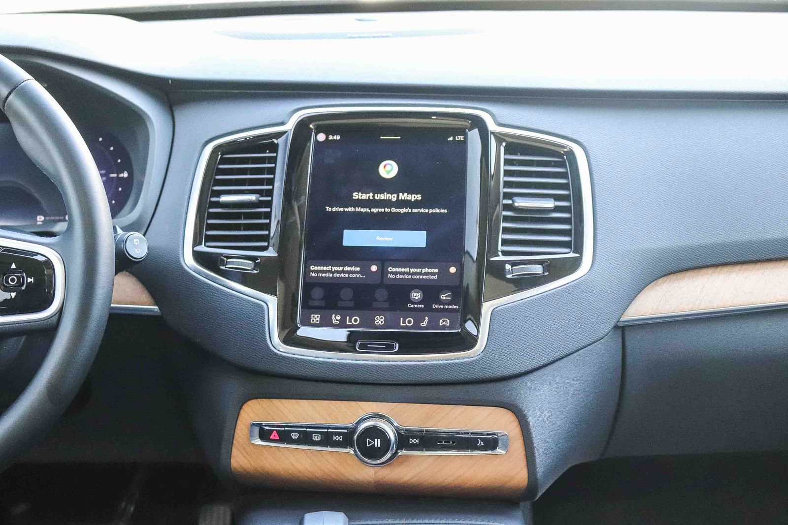 Used 2025 Volvo XC90 T8 Plus w/ Protection Package Premier AWD/4WD image 15