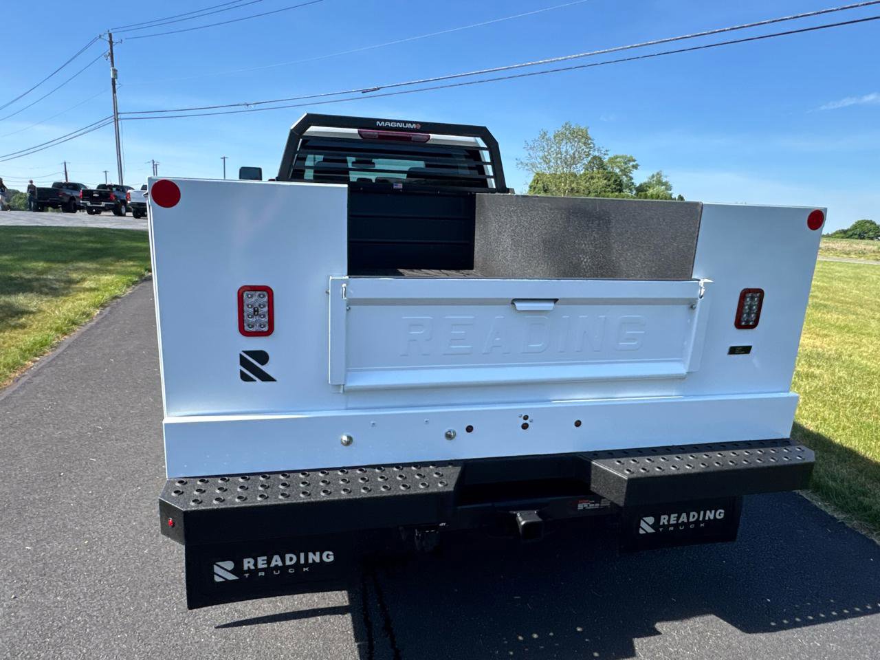 Used 2025 GMC Sierra 3500 Pro w/ Convenience Package AWD/4WD image 9