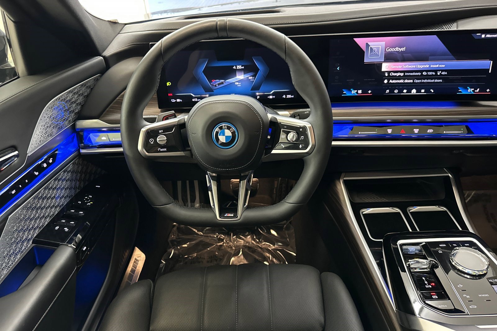Certified 2023 BMW i7 xDrive60 w/ Executive Package 2 AWD/4WD image 28