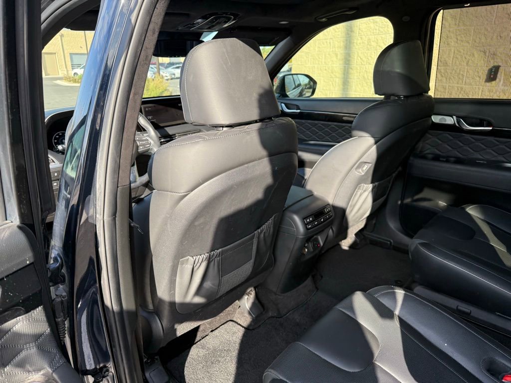 Used 2021 Hyundai Palisade Calligraphy image 9