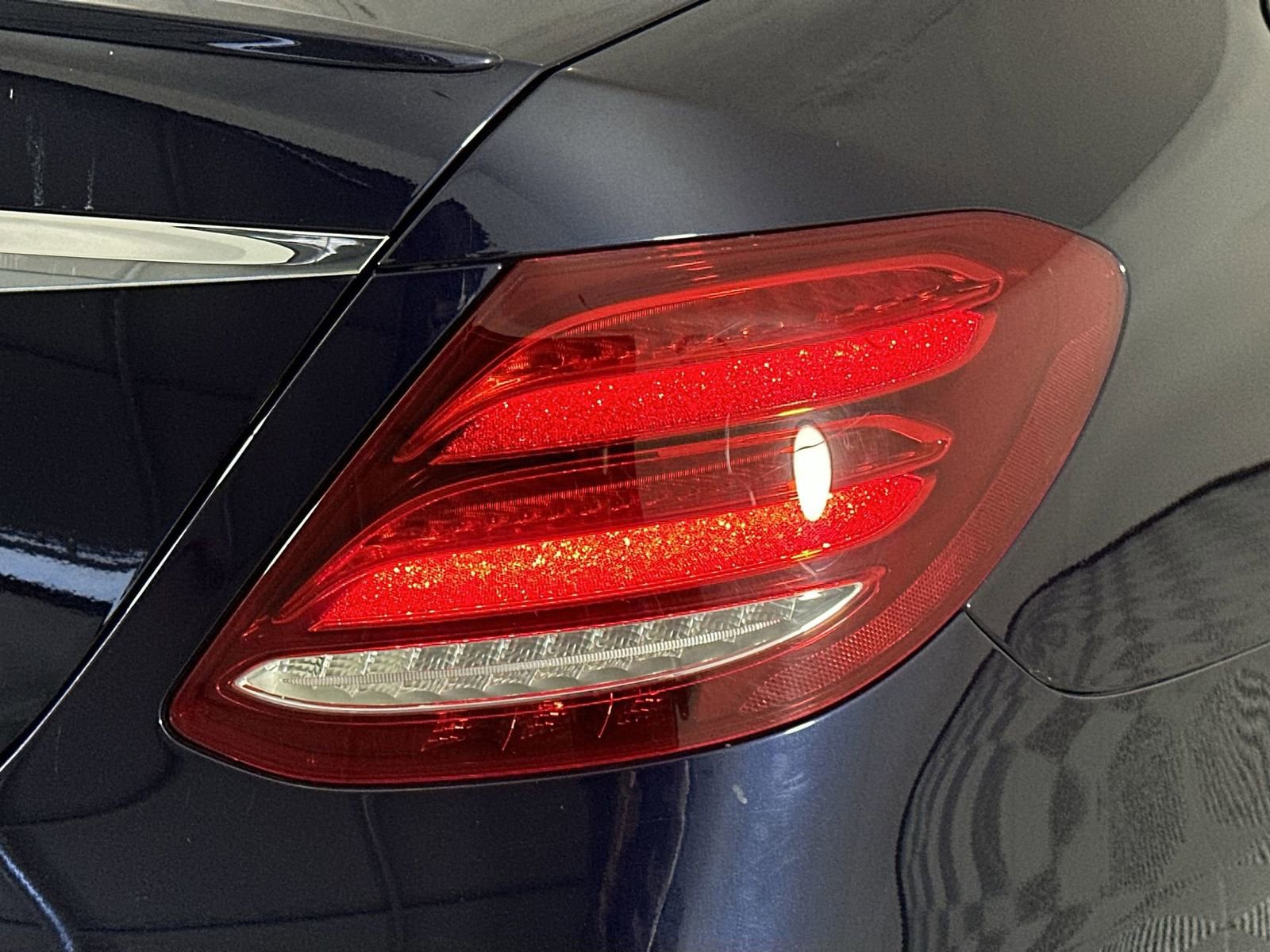 Used 2020 Mercedes-Benz E 350 Sedan image 26