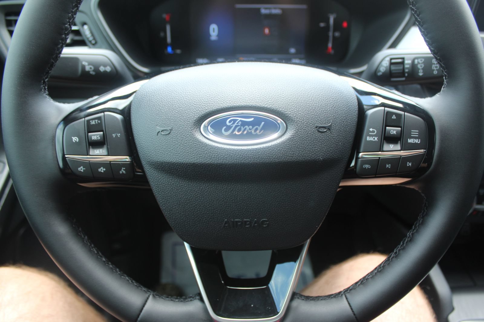 New 2026 Ford Escape Active w/ Cold Weather Package AWD/4WD image 25