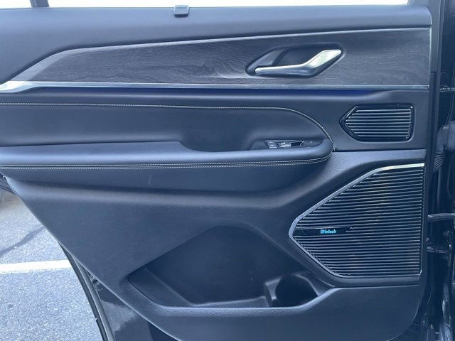 Used 2021 Jeep Grand Cherokee L Overland w/ Luxury Tech Group IV image 26