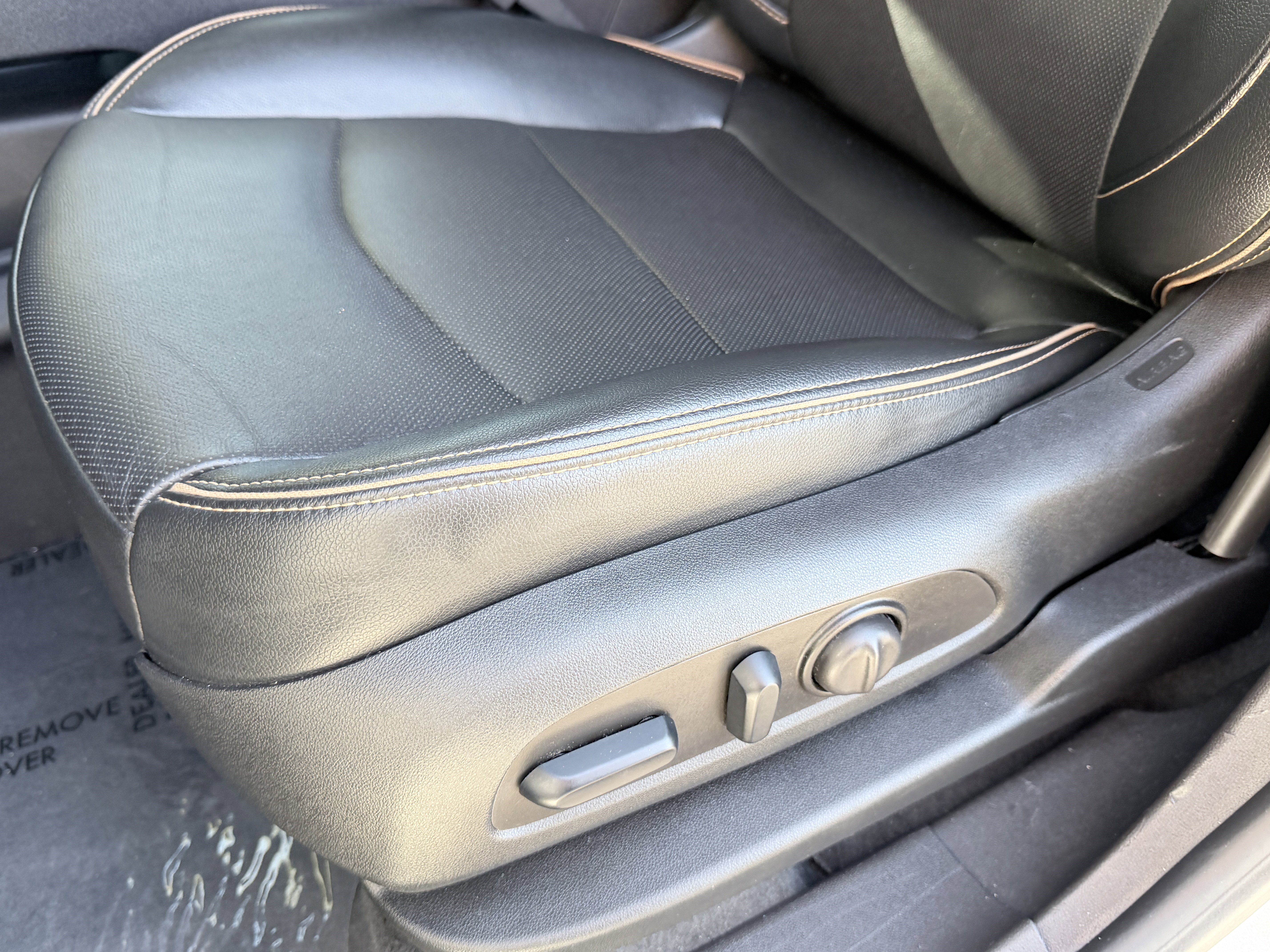 Used 2024 GMC Terrain AT4 image 15