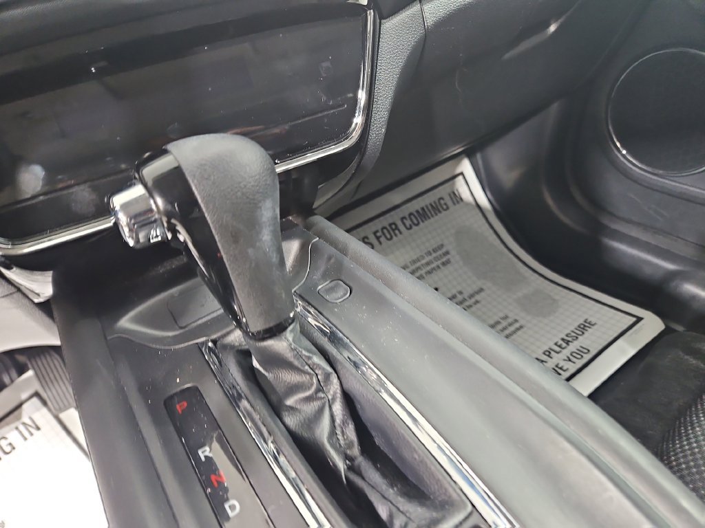 Used 2018 Honda HR-V EX image 23