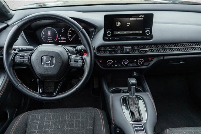 Used 2025 Honda HR-V Sport image 23