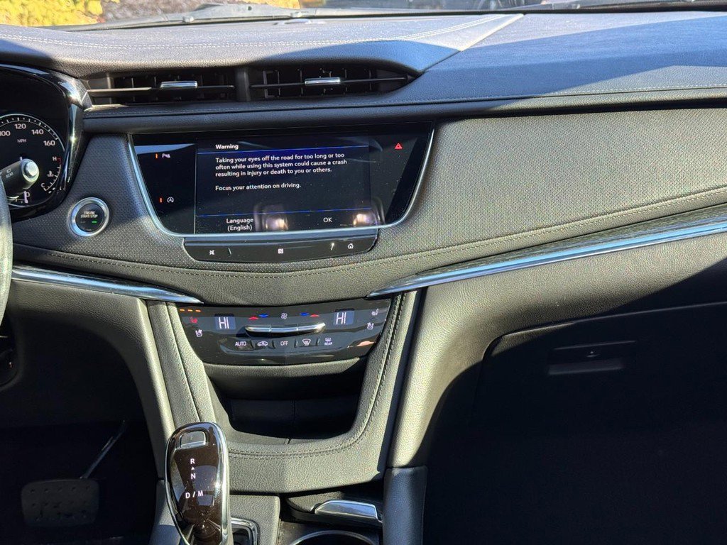 Used 2021 Cadillac XT5 Premium Luxury w/ LPO, Floor Liner Package FWD image 14