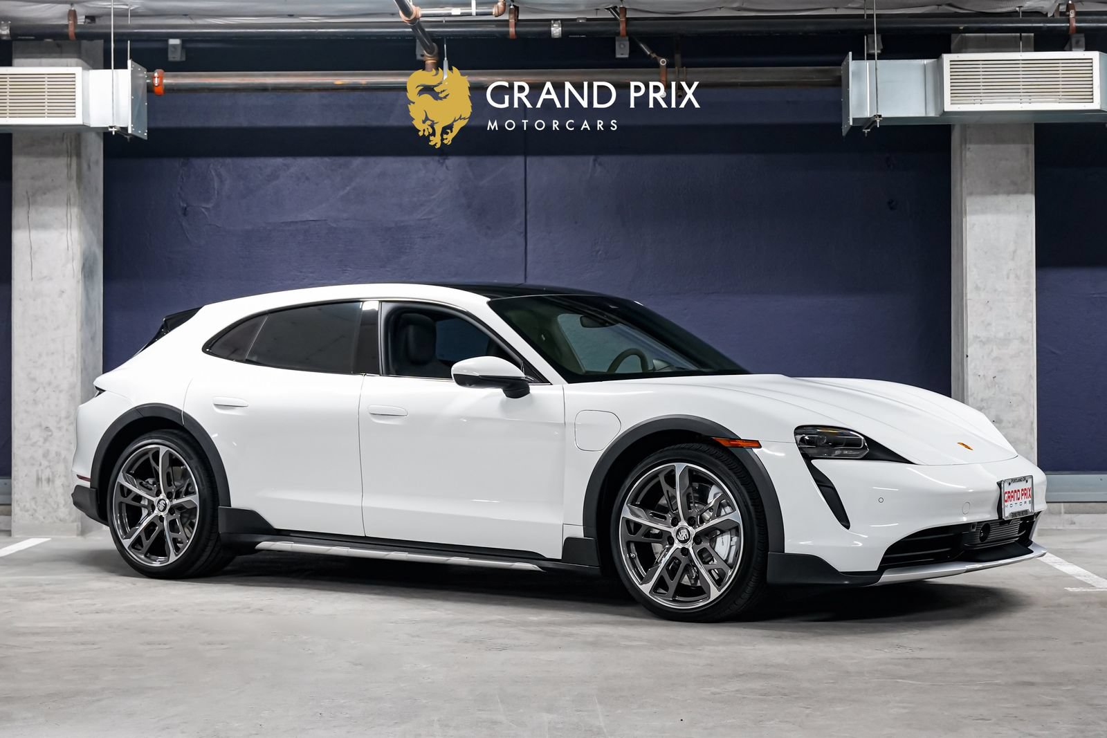 Used 2023 Porsche Taycan 4S AWD/4WD image 1