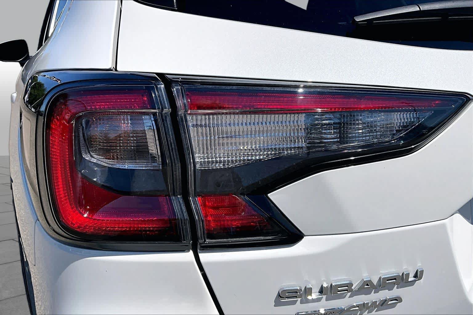 Used 2022 Subaru Outback Premium AWD/4WD image 28