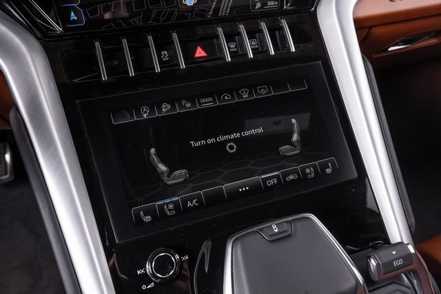 Used 2022 Lamborghini Urus AWD/4WD image 50