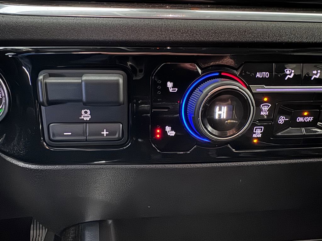 Certified 2025 Chevrolet Silverado 1500 RST image 24