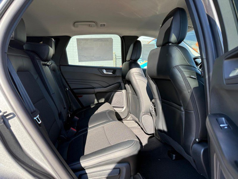 New 2026 Ford Escape SE image 6