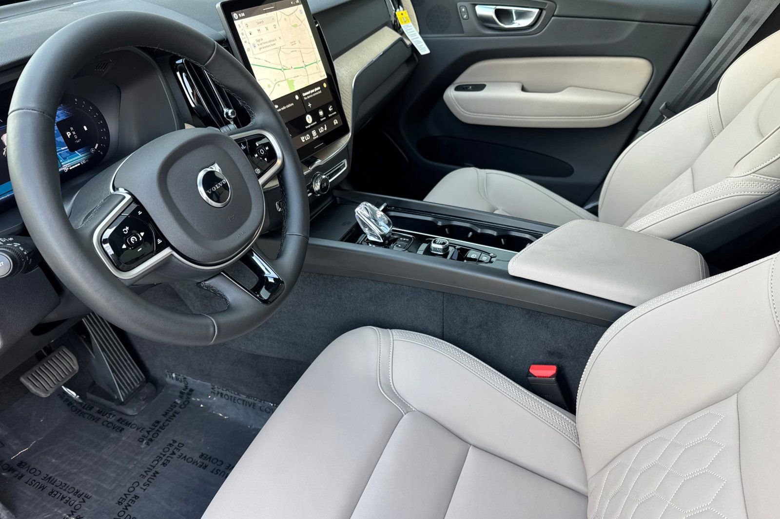 Certified 2026 Volvo XC60 B5 Plus w/ Protection Package Premier AWD/4WD image 9