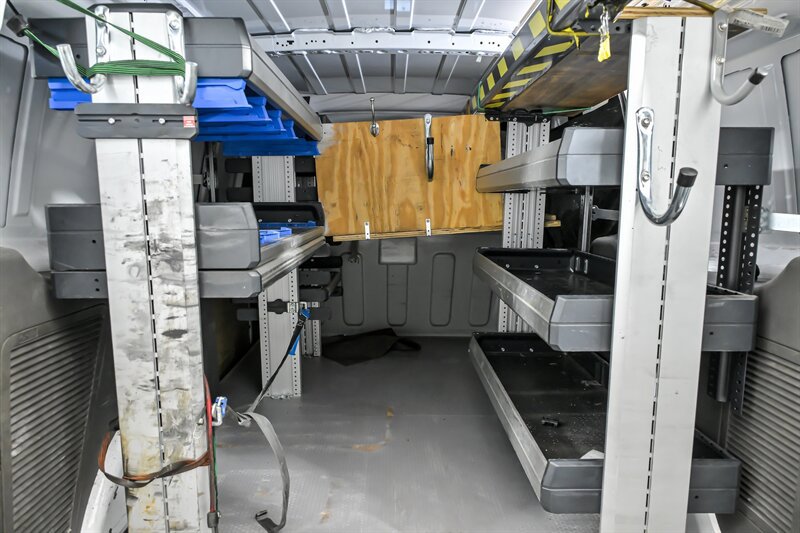 Used 2022 Ford Transit Connect XL FWD image 13