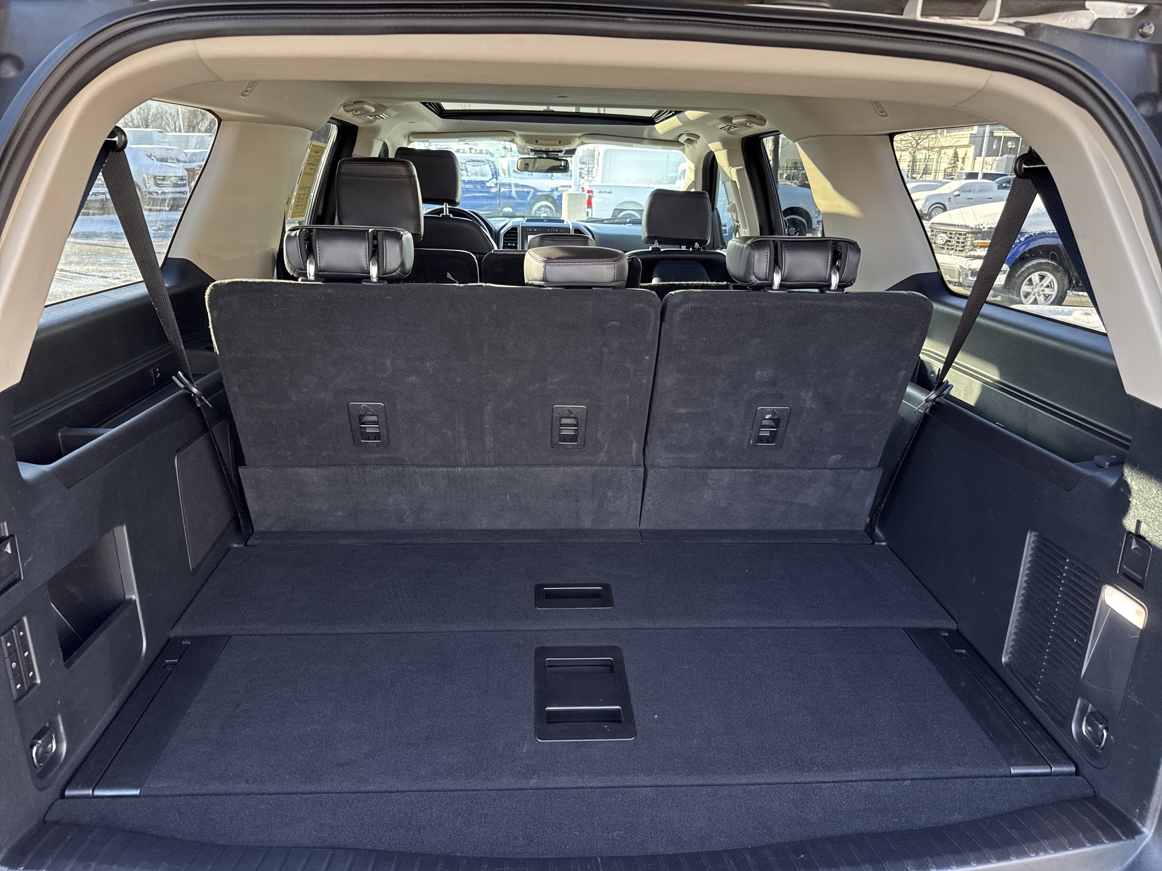 Certified 2021 Ford Expedition Max Platinum image 31