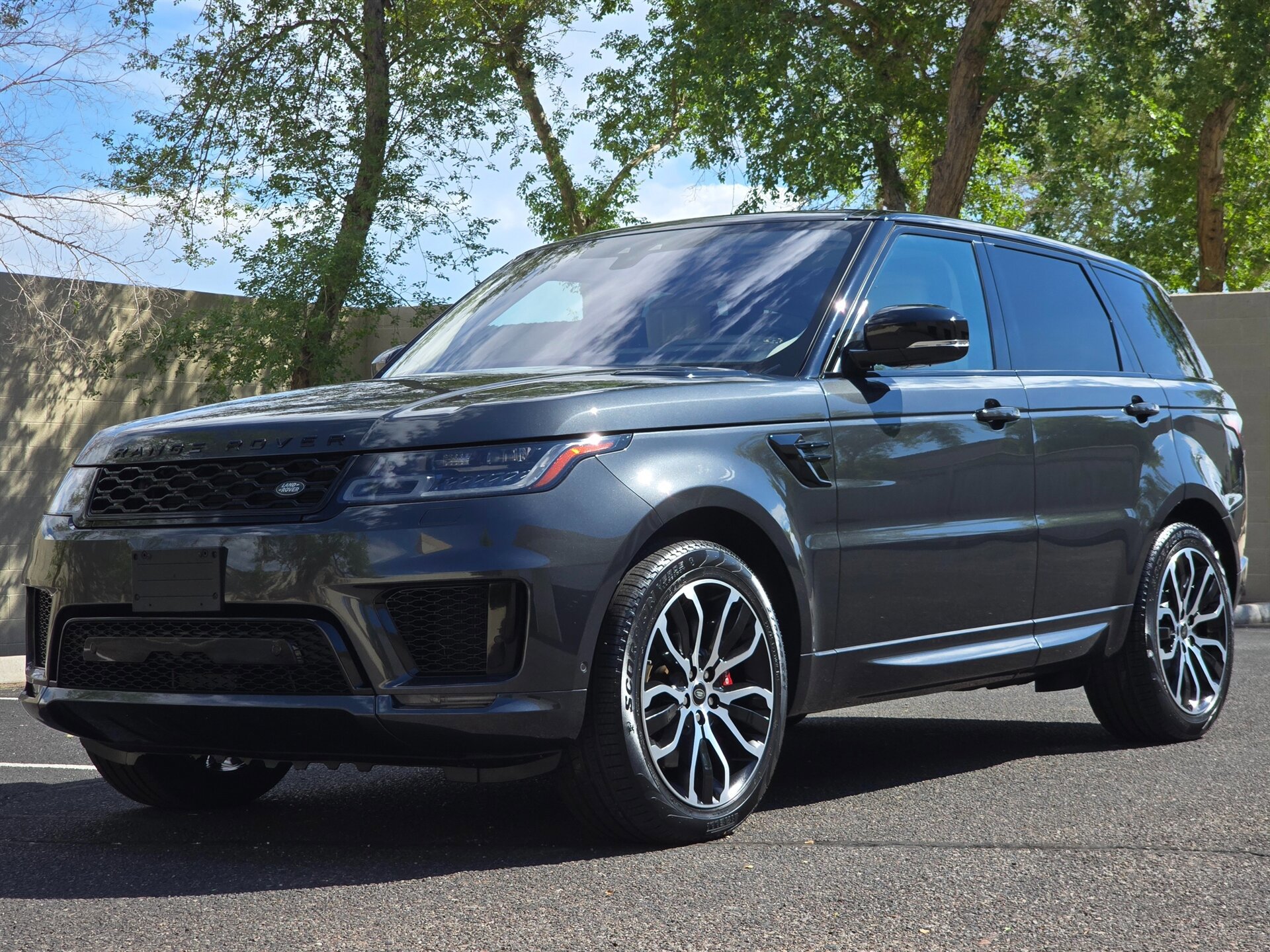 Used 2019 Land Rover Range Rover Sport HSE Dynamic image 6