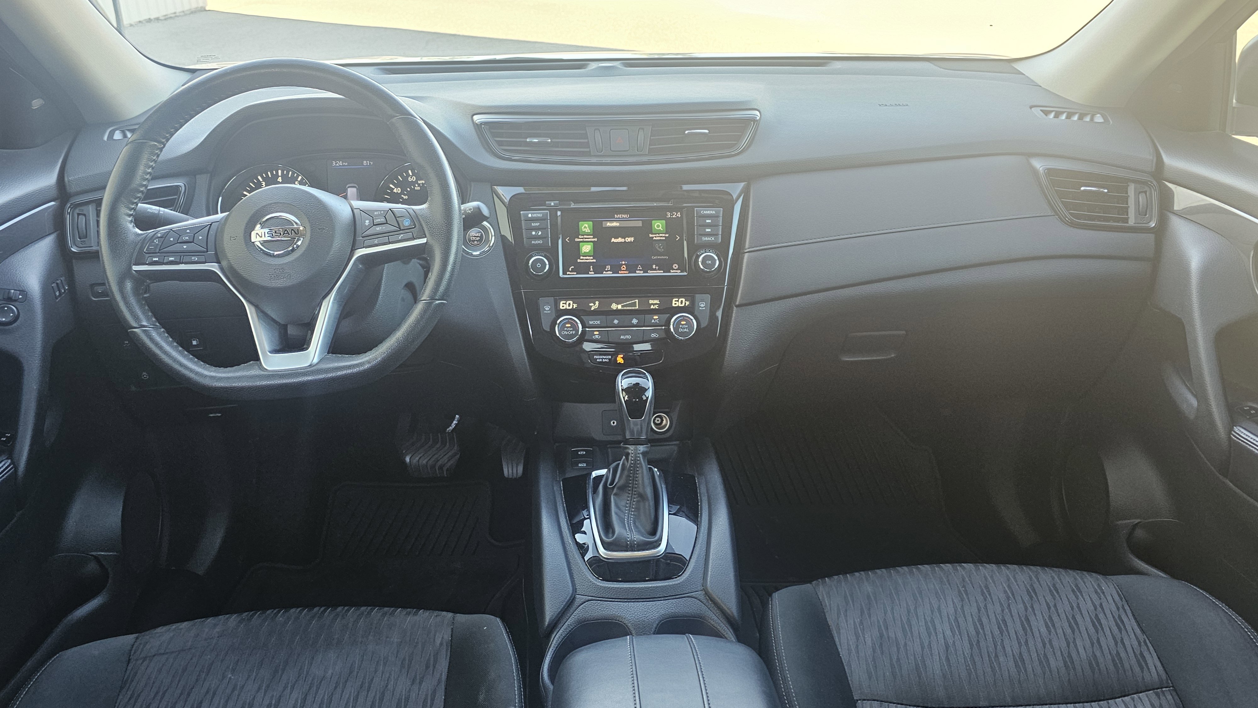 Used 2020 Nissan Rogue SV w/ Premium Package image 20