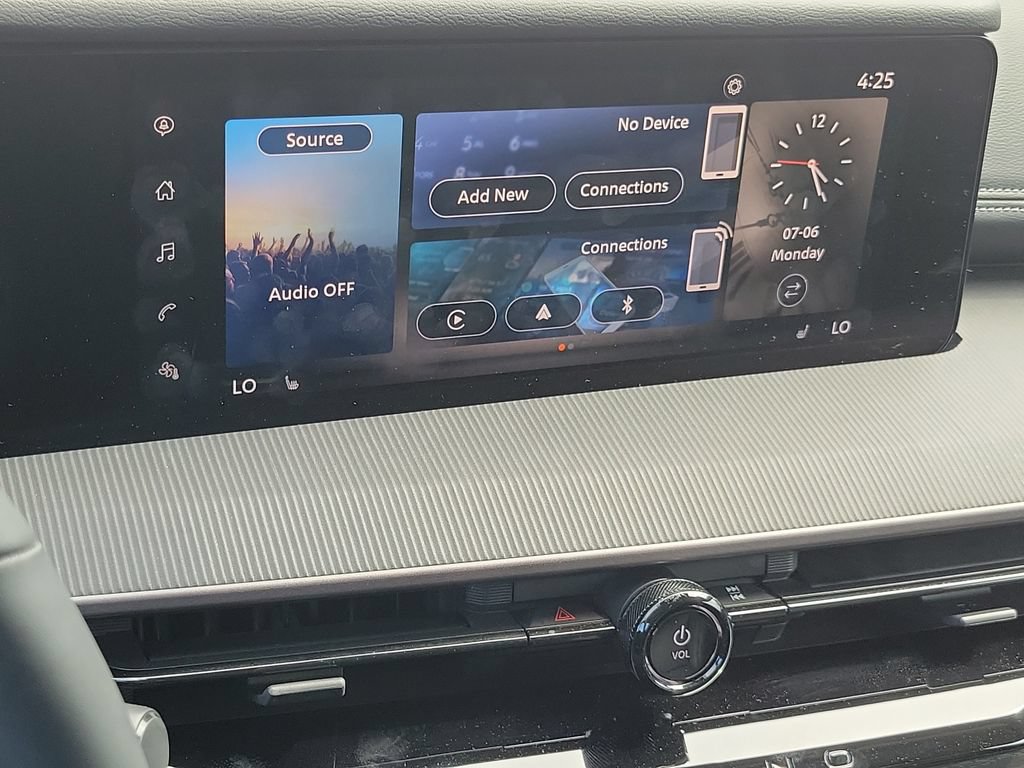 Certified 2025 Nissan Murano SV AWD/4WD image 34