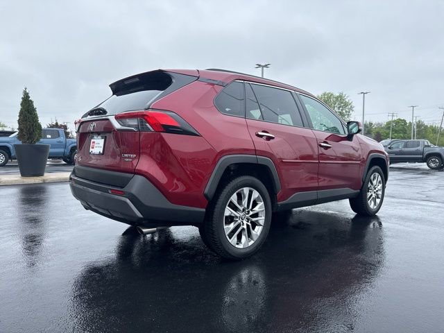 Used 2021 Toyota RAV4 Limited AWD/4WD image 7