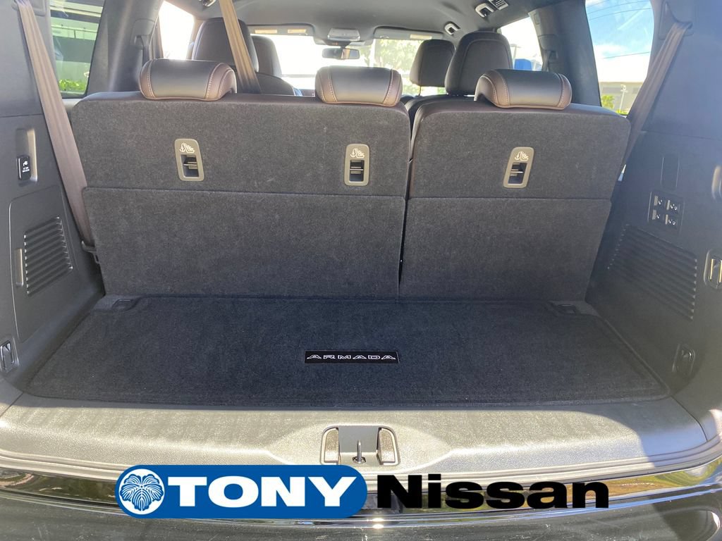 Used 2025 Nissan Armada SL w/ Captain's Chari Seat Package RWD image 11