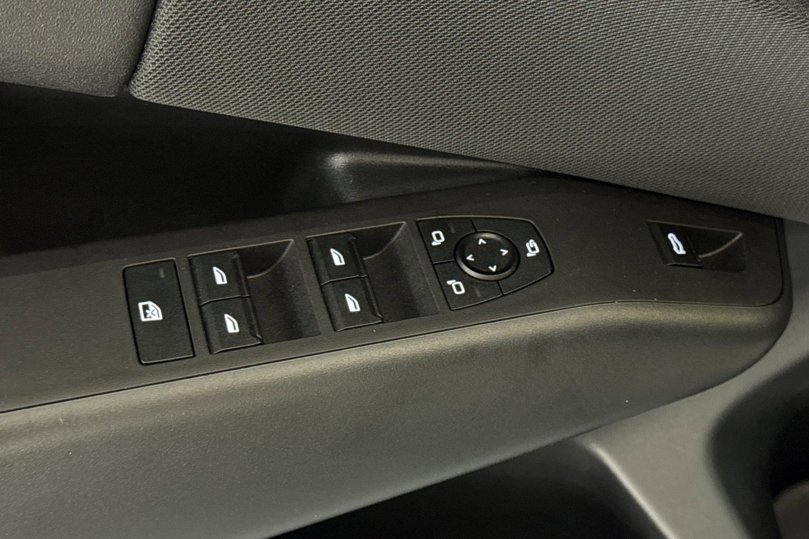 Used 2025 BMW X3 xDrive30i w/ Convenience Package AWD/4WD image 13