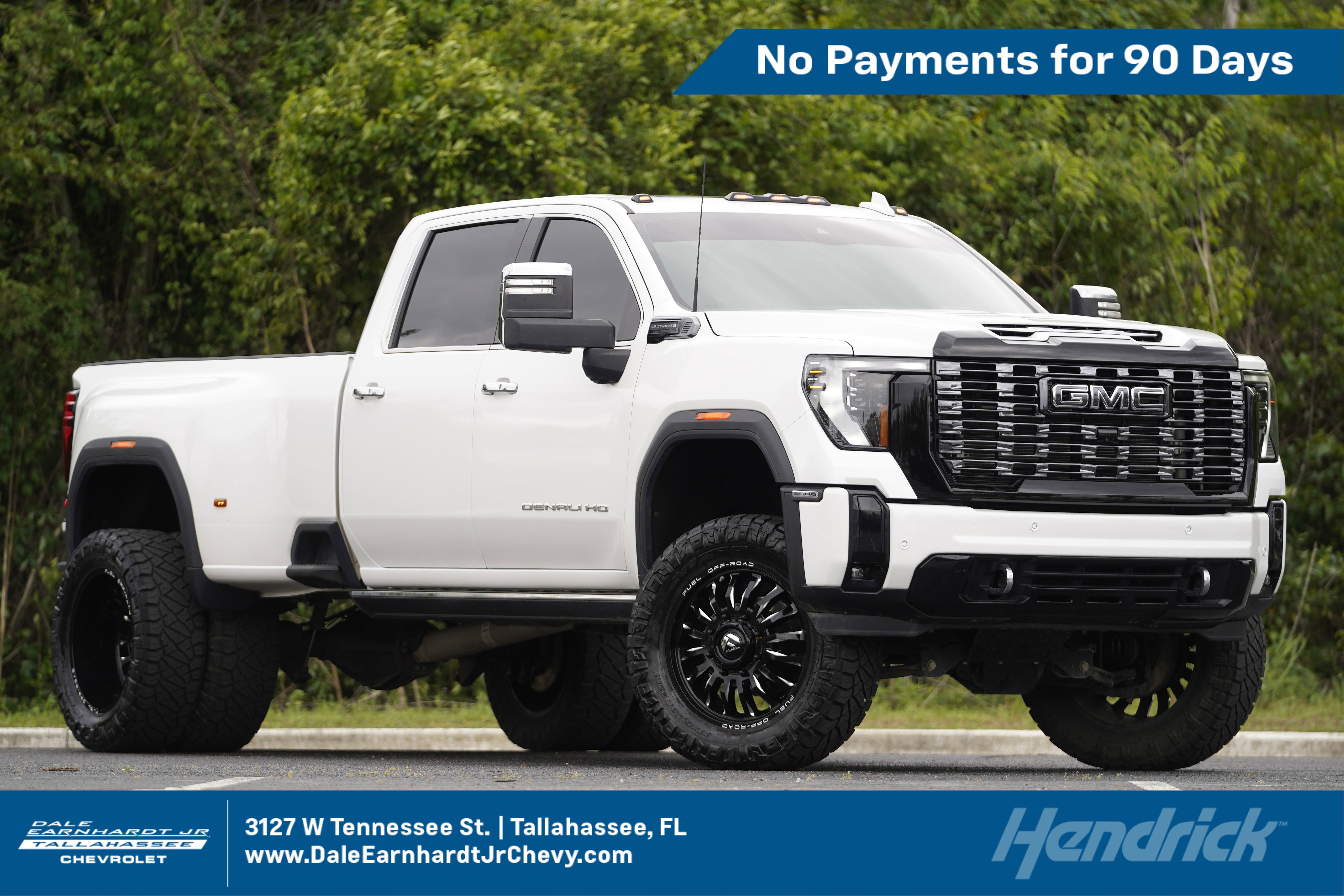Used 2025 GMC Sierra 3500 Denali Ultimate AWD/4WD image 1