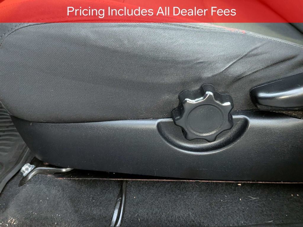 Used 2016 Toyota Tacoma SR5 w/ SR5 Appearance Package (DN) RWD image 21