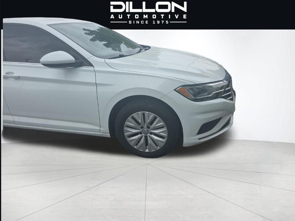 Used 2019 Volkswagen Jetta S FWD image 4