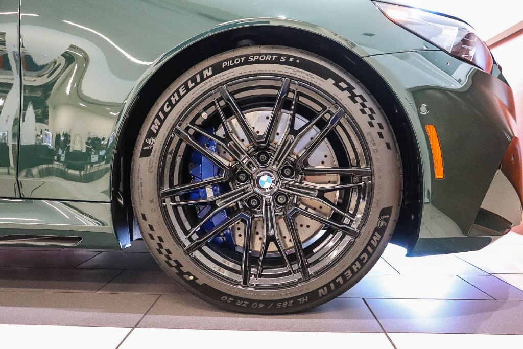 New 2027 BMW M5 w/ Executive Package AWD/4WD image 9
