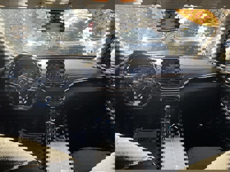 Used 2023 Nissan Altima 2.5 SV image 15